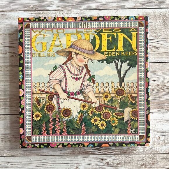 MARY ENGLEBREIT Box “Who Loves a Garden Still His Eden Keeps” Square Empty Box - Picture 1 of 11